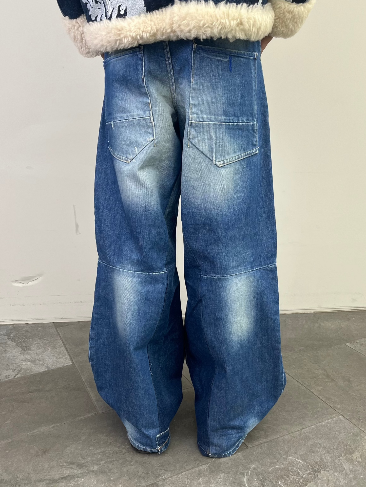 SUNDAY jeans